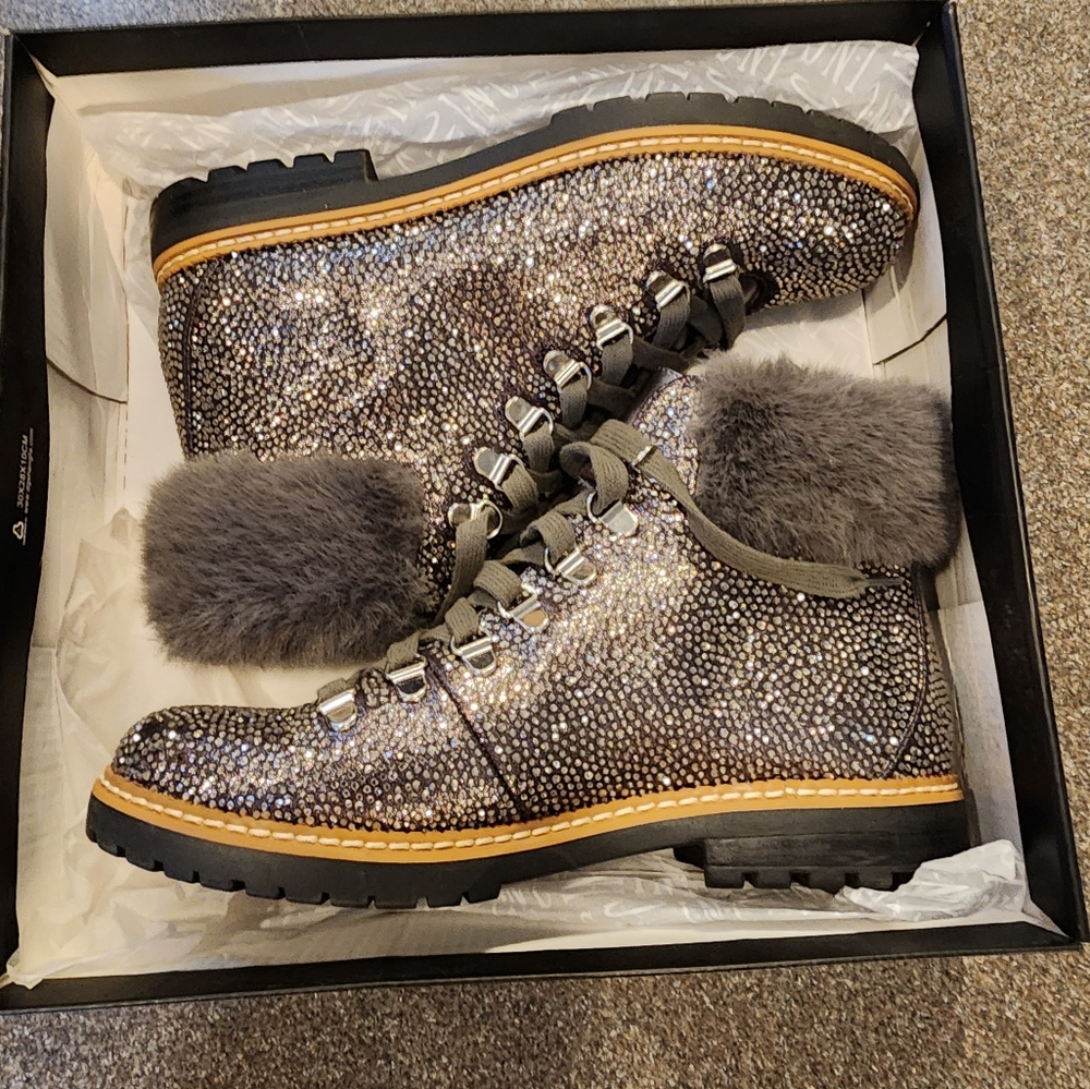 I.n.c International Concepts Pravale 3F Pewter 8.5